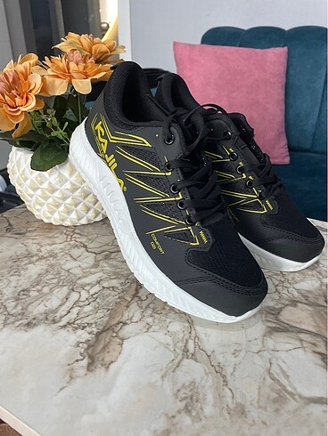 39 Beden siyah Renk Spor ayakkabı