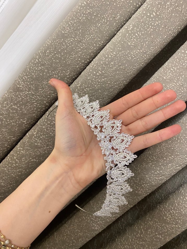 Payetli Beyaz Bohem Gelin Tacı - Görsel 3