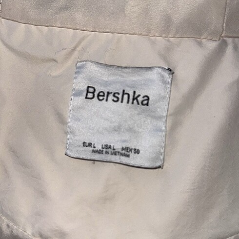 Bershka Şişme Mont