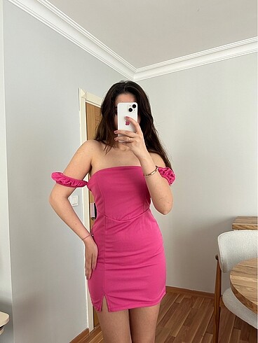 Pembe mini elbise