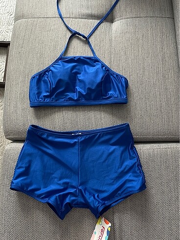 şortlu bikini mayo