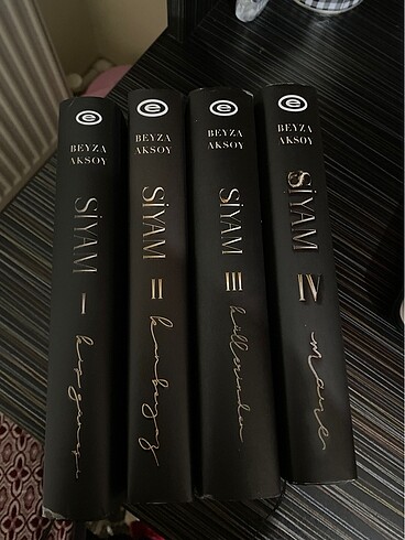 Siyam serisi ciltli kitap