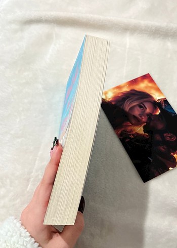 Merhaba ve Hoşça Kal Arasında - Emma Scott - Görsel 2