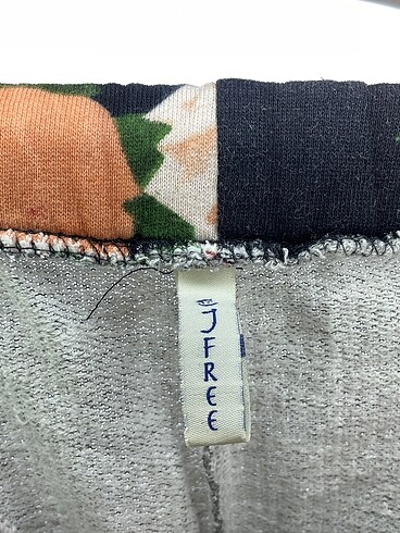 xs Beden çeşitli Renk PreLoved Eşofman Altı %70 İndirimli.