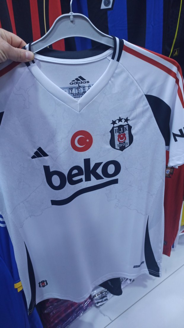 Beyaz Beşiktaş Baskılı Erkek Tişört - Görsel 2