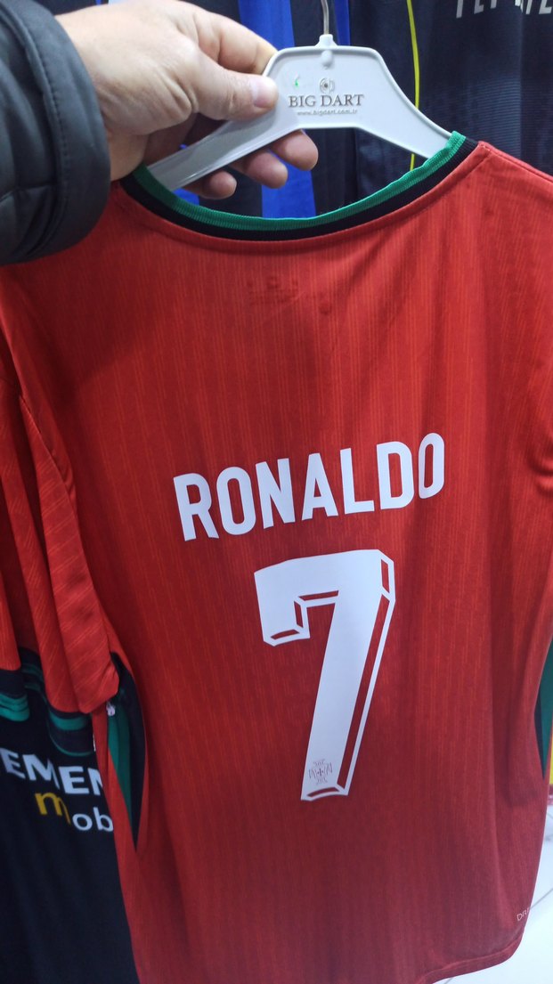 Erkek Kırmızı Dar Kesim Düğmeli Spor Tişört - Görsel 4