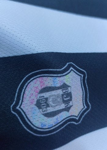 Erkek Beyaz Siyah Çizgili Spor Forma - Görsel 12