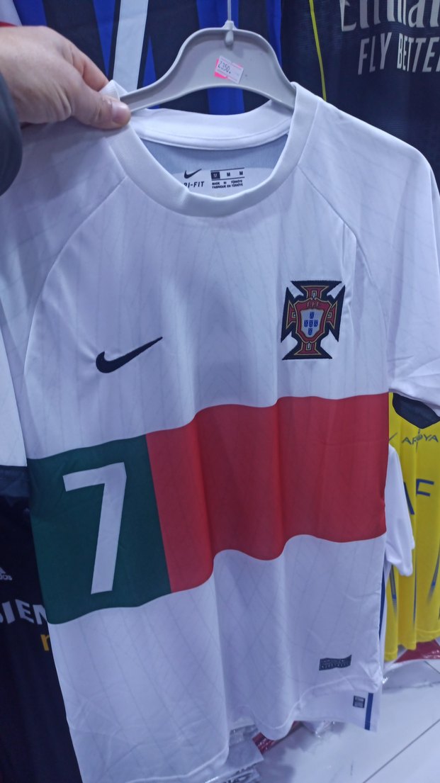 Nike Beyaz Erkek Spor Forması 7 Numara - Görsel 2