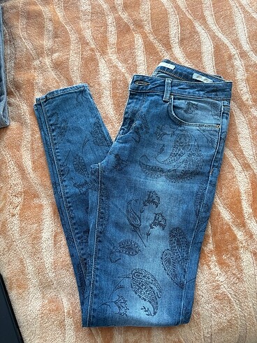 Zara jean