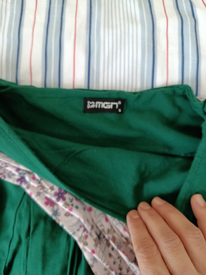 Nakışlı Pileli Yeşil Midi Etek - Görsel 3