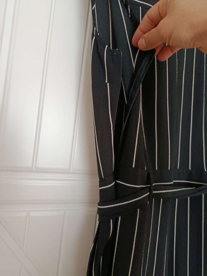 siyah tulum - Görsel 3