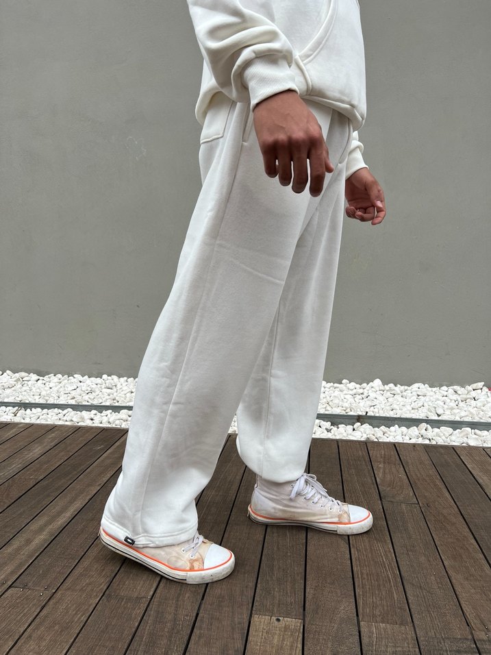 Beyaz Oversize Unisex Eşofman Altı - Görsel 2