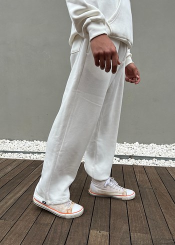 Beyaz Oversize Unisex Eşofman Altı - Görsel 2