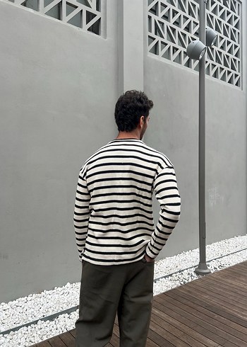 Beyaz Siyah Çizgili Pamuklu Erkek Triko Kazak - Görsel 4