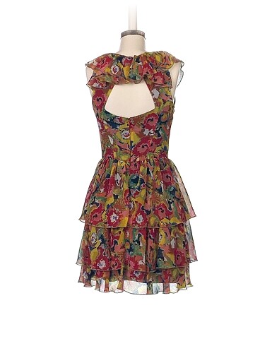 universal Beden Vintage Love Kısa Elbise %70 İndirimli.