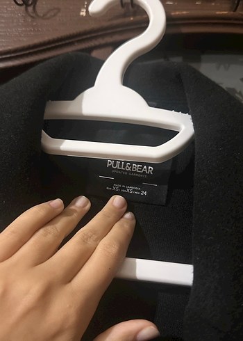 Pull and Bear Düğmeli Siyah Midi Kadın Kaban