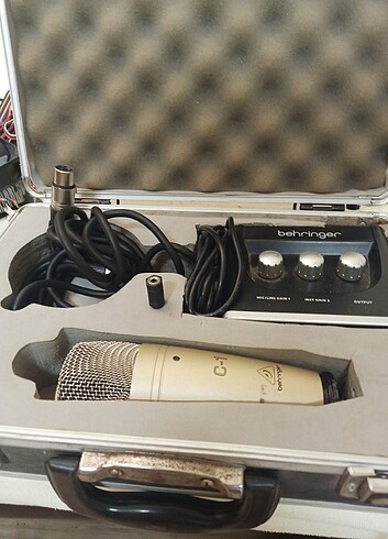 Mikrofon seti C1 behringer um2 ses kartı kulaklık 