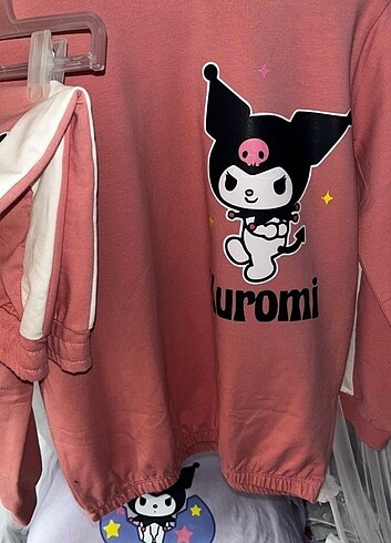Diğer Kuromi eşortman takımı 
