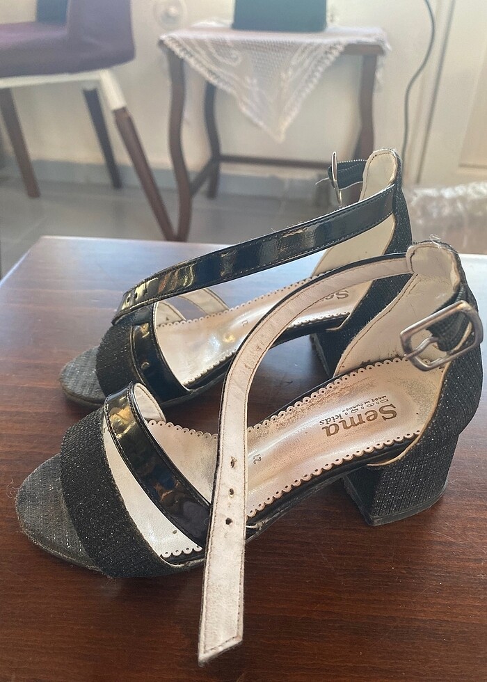 Çocuk topuklu ayakkabı - Görsel 2