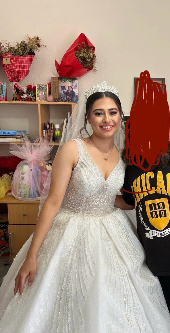 V Yaka Parlak Beyaz  Gelinlik - Görsel 2