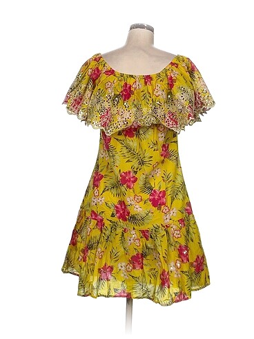 universal Beden Vintage Love Kısa Elbise %70 İndirimli.