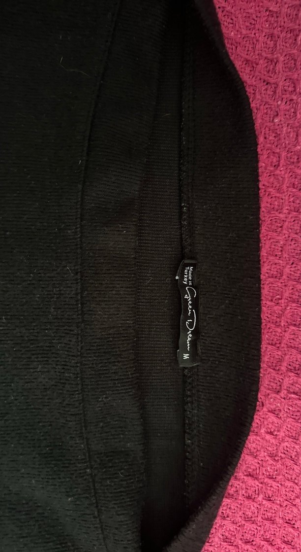 Siyah düğmeli kayık yaka&yeşil Balıkçı Yaka bluz kışlık 2 adet - Görsel 2