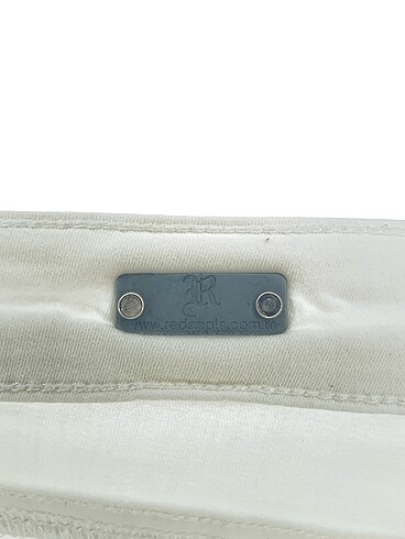 universal Beden beyaz Renk Vintage Love Jean / Kot Şort %70 İndirimli.