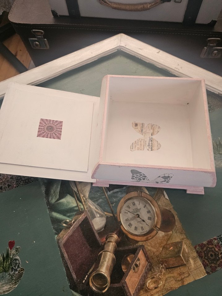 Pembe Gül Desenli Ahşap Kutusu - Görsel 5