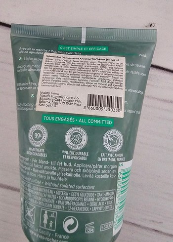 Yves Rocher Organik Nane Özlü Arındırıcı Temizleyici Jel 125ml - Görsel 3