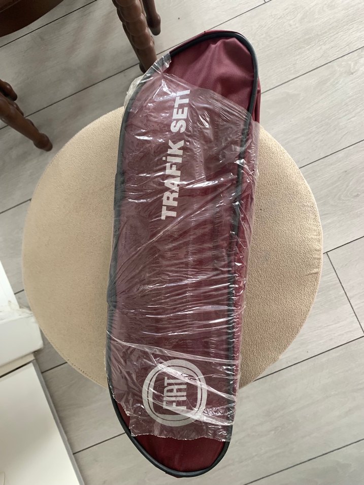 Kırmızı Baskılı İlk Yardım Seti - Görsel 3