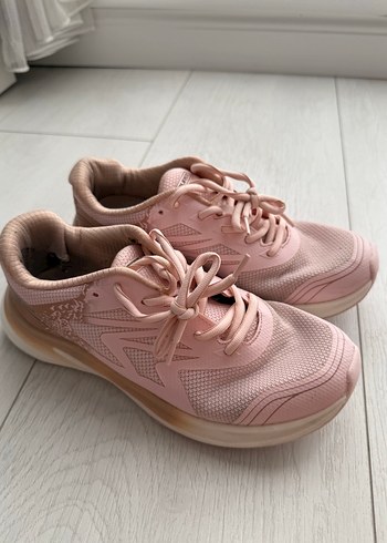 LC Waikiki LCW Kadın Spor Ayakkabı