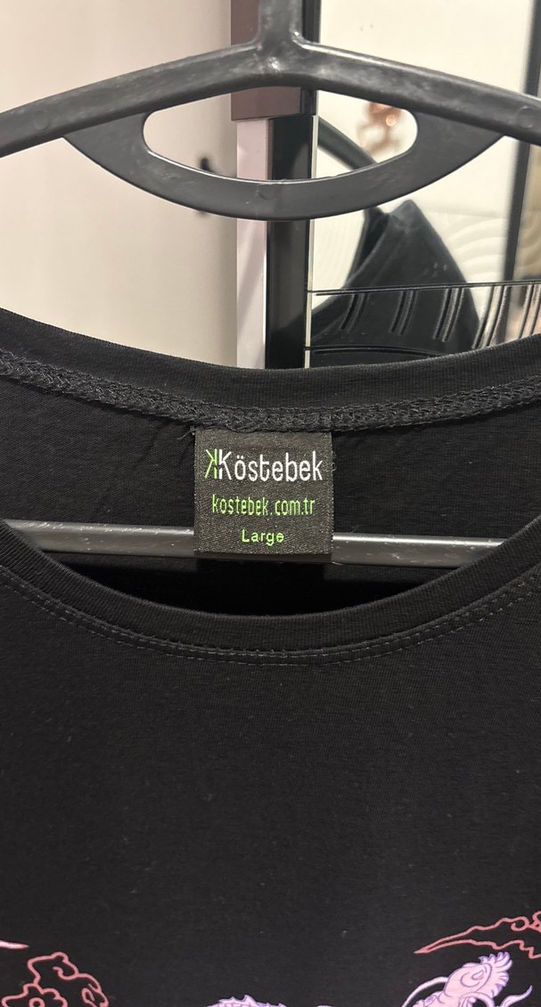 Siyah ejderha baskılı tişört - Görsel 2