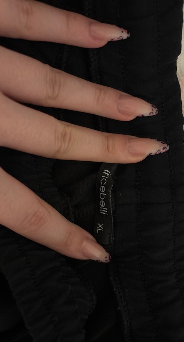 Siyah Kadın Mini Rahat Kesim Şort etek - Görsel 2