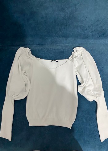 Drapeli V Yakalı Beyaz Kadın Bluz - Görsel 3