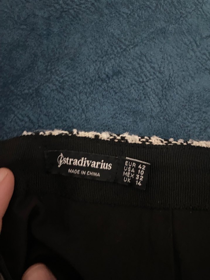 Düğmeli Ekose Desenli Gri Mini Etek - Görsel 4