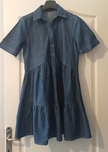 Düğmeli Kısa Kollu Denim Midi Elbise