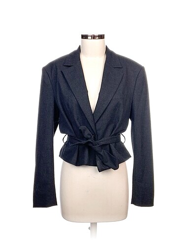 Zara Blazer %70 İndirimli.