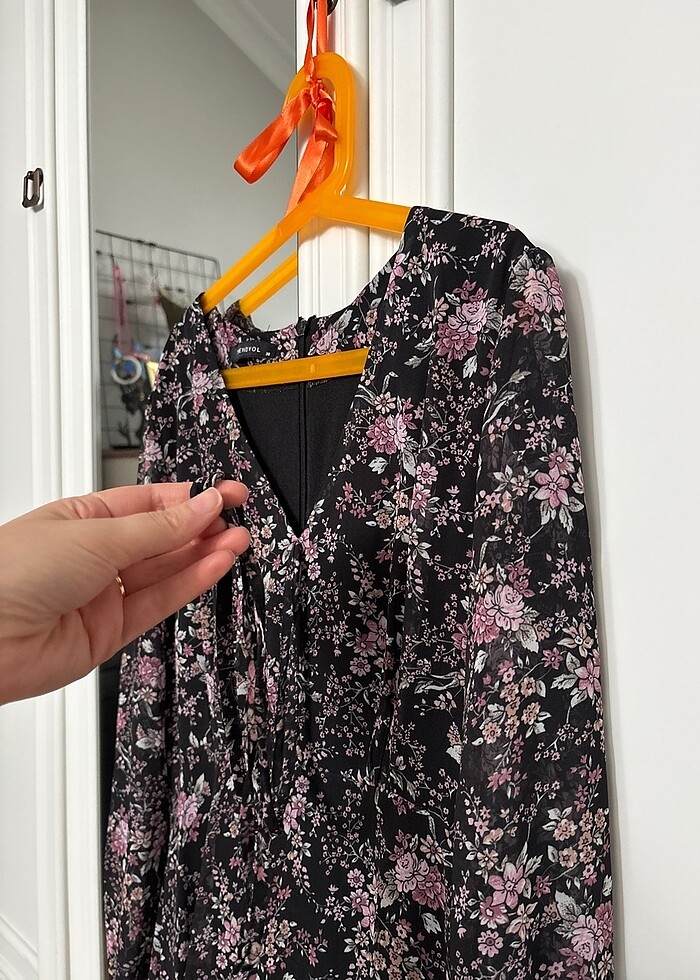 Sifon astarli elbise - Görsel 3