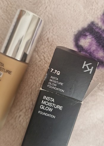  Beden Renk KIKO Insta Moisture Glow Fondöten 7.7G