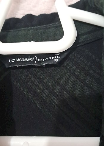 Düğmeli Yeşil Kadın Gömlek - Görsel 3