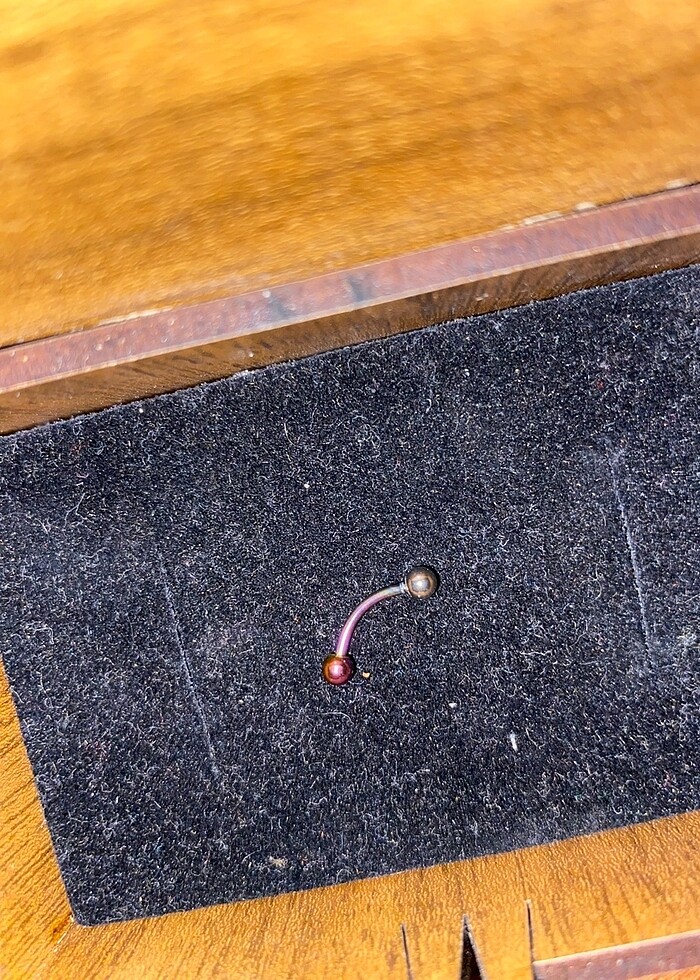 Renkli kaş piercing - Görsel 2