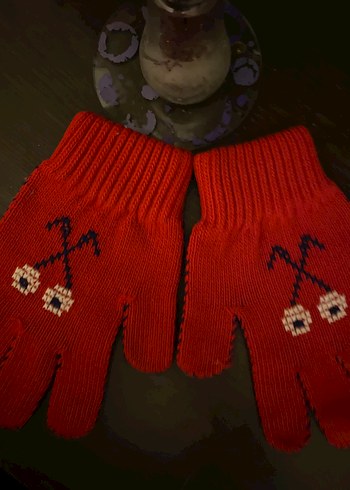 Kız Çocuk Nakışlı Kırmızı Örgü Eldiven - Görsel 3