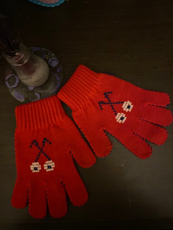 Kız Çocuk Nakışlı Kırmızı Örgü Eldiven - Görsel 2