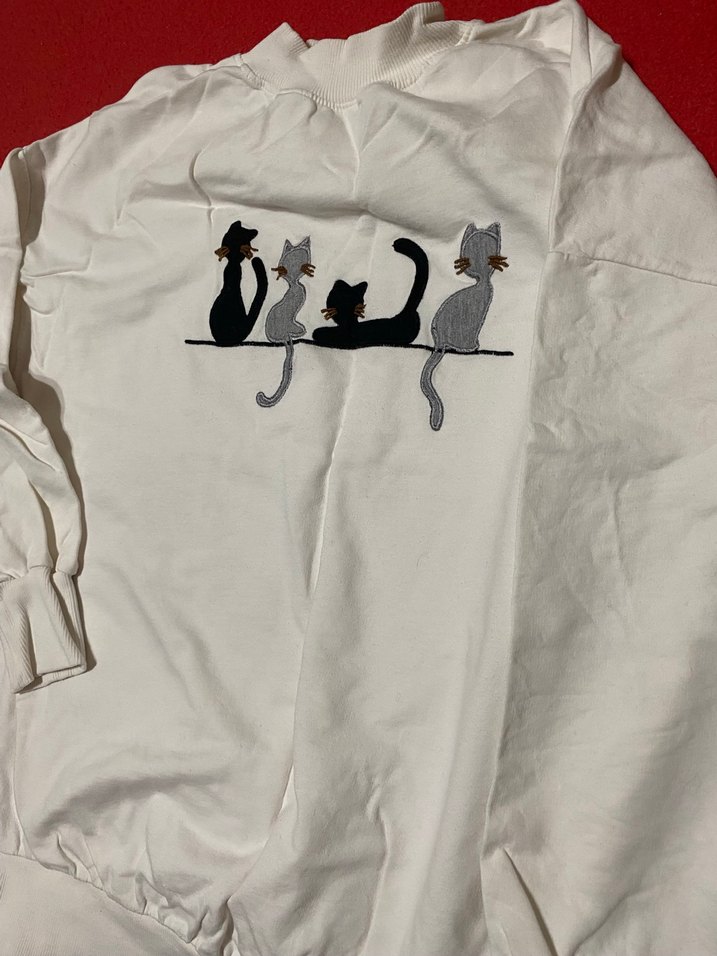 Beyaz Baskılı  kedili sweettt - Görsel 2