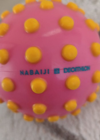 Pembe Noktalı Diş Kaşıyıcı Top - Görsel 2