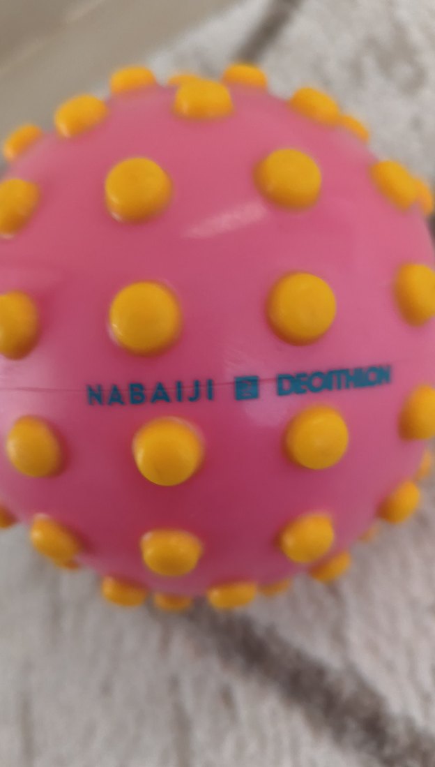 Pembe Noktalı Diş Kaşıyıcı Top - Görsel 2