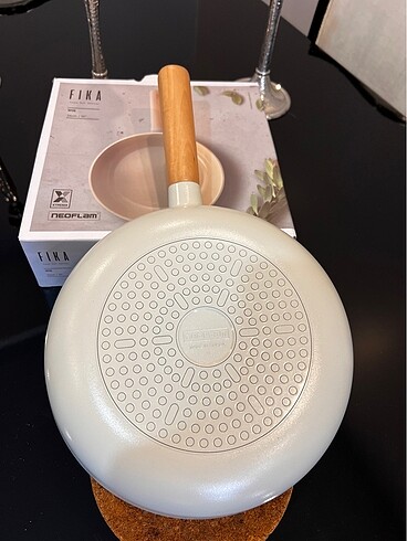 Beden Neoflam 26cm Wok Tava