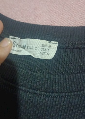 Kız Çocuk Siyah Nakışlı Triko Uzun Kollu Crop - Görsel 4