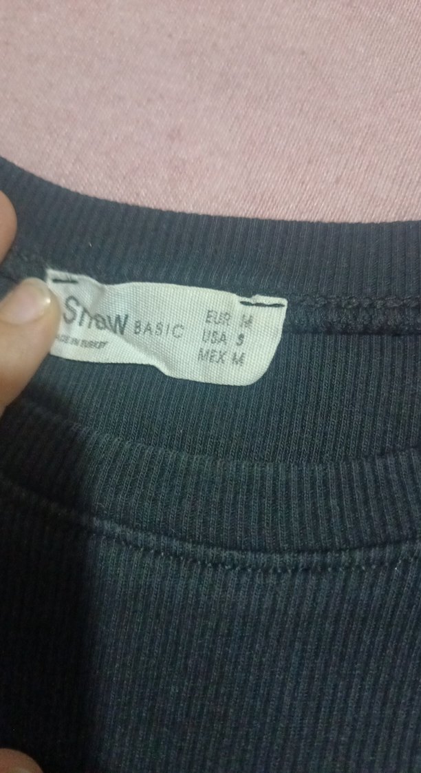 Kız Çocuk Siyah Nakışlı Triko Uzun Kollu Crop - Görsel 4