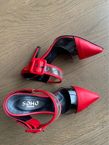 Şeffaf Detaylı Kırmızı Topuklu Terlik/Ayakkabı - Ana görsel